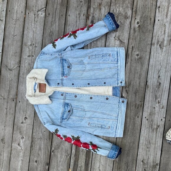 Sherpa Lined Levis Denim Rose Jean Jacket Large - Picture 7 of 11